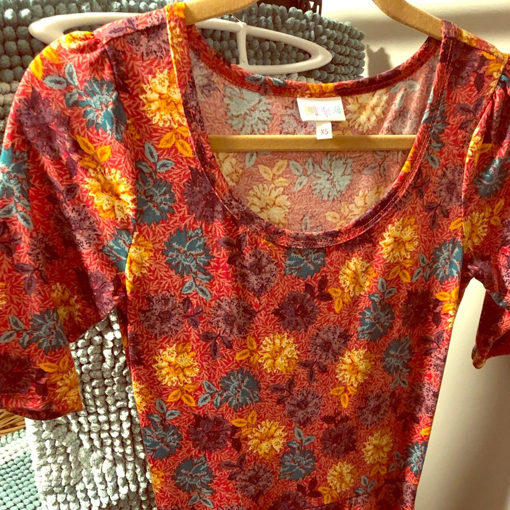 LulaRoe Ana maxi dress XS NWOT. Beautiful colors.